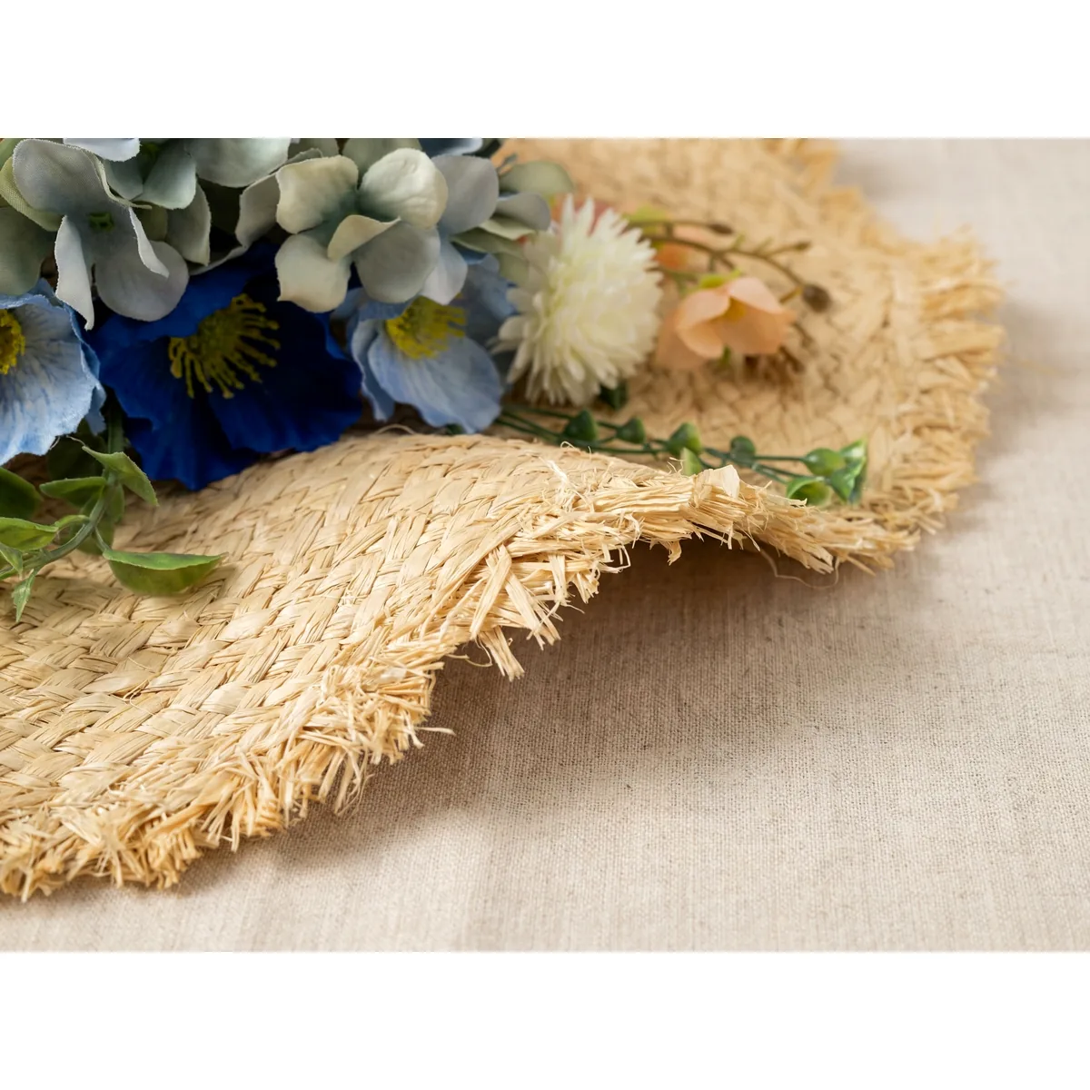 Natural Raffia Straw Hat 81 Natural Raffia Straw Hat 81 made with natural raffia and woven straw for summer resort collections
